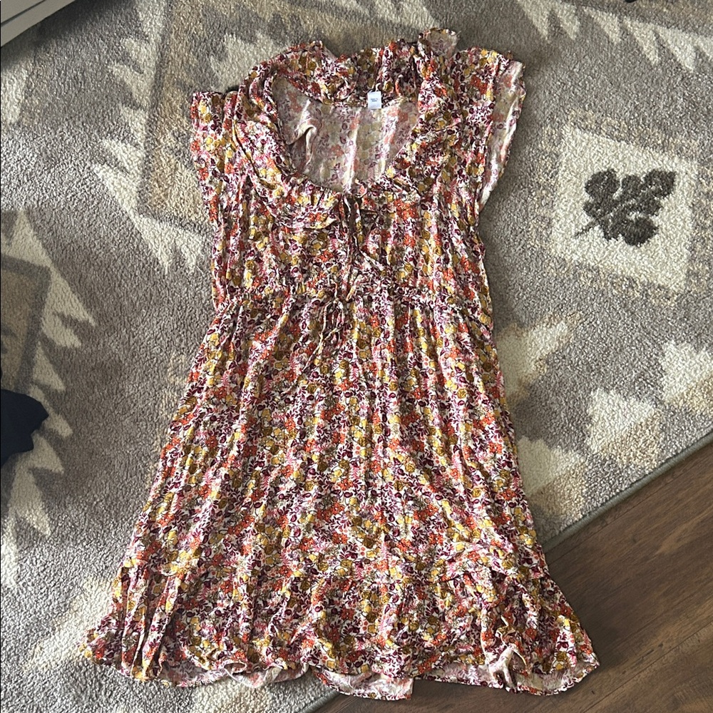 Old Navy Floral Maternity Dress